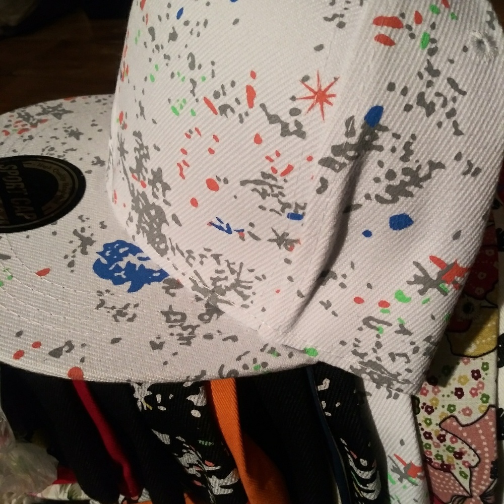 Snapback caps - Picture 3 of 4